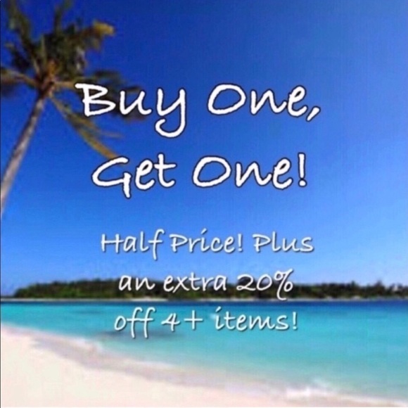 Delia’s floral scoop neck racerback tank t… - Picture 7 of 8